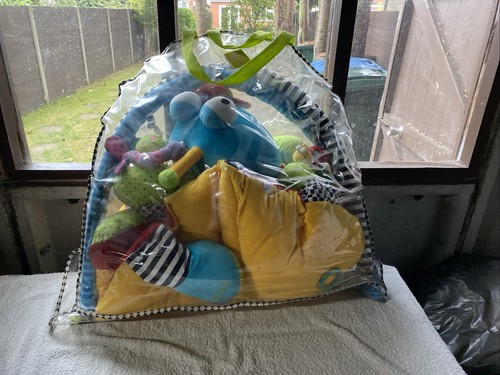 Baby garden gym and activity - and,