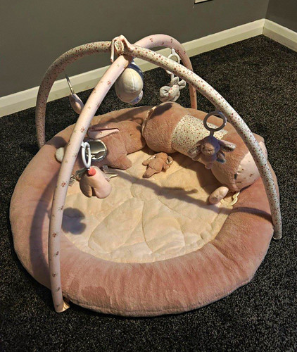 Mamas and papas welcome - , to